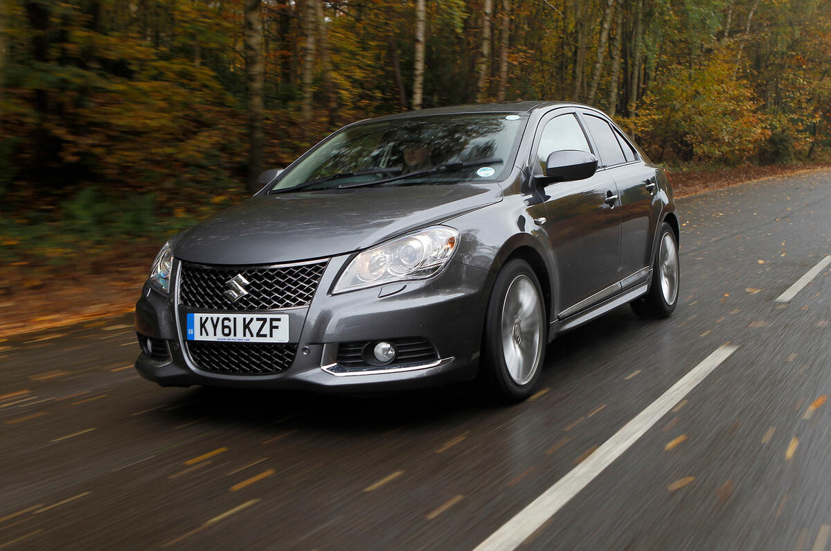 It is at its best unhurriedly cruising along mixed urban and suburban roads Suzuki Kizashi front quarter