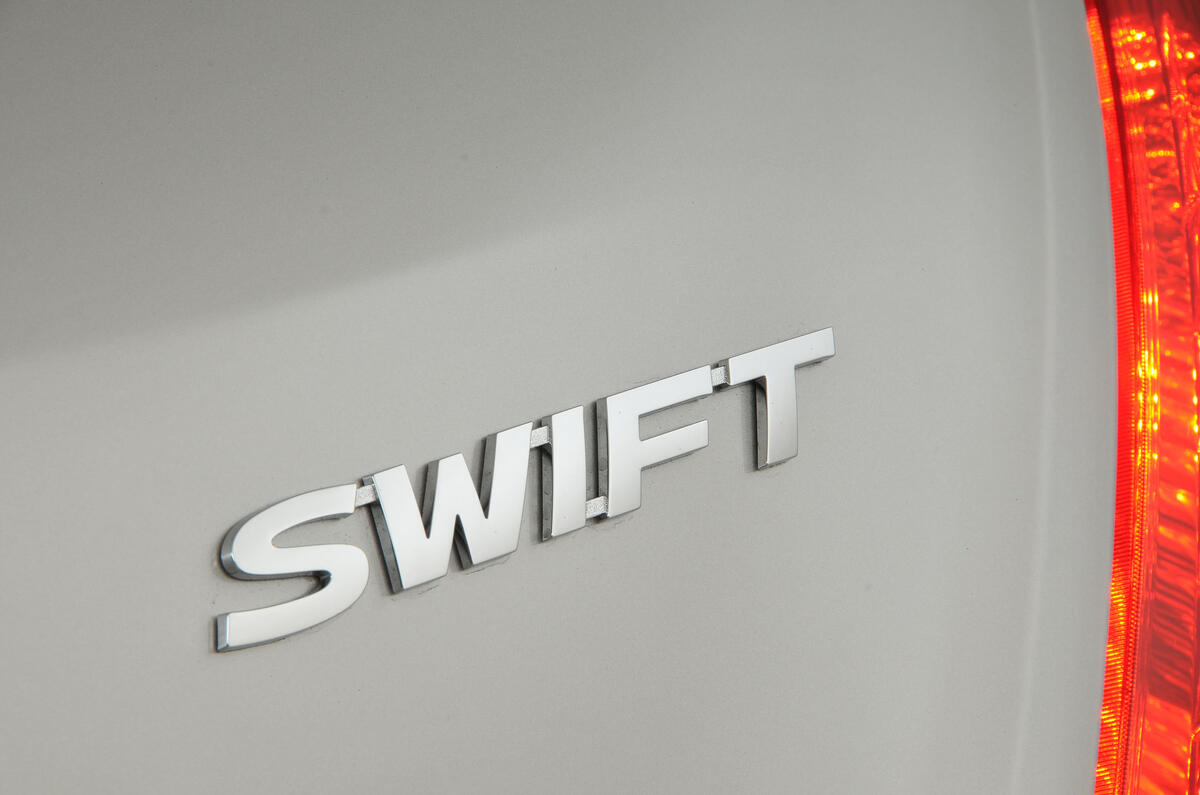 Suzuki Swift badging