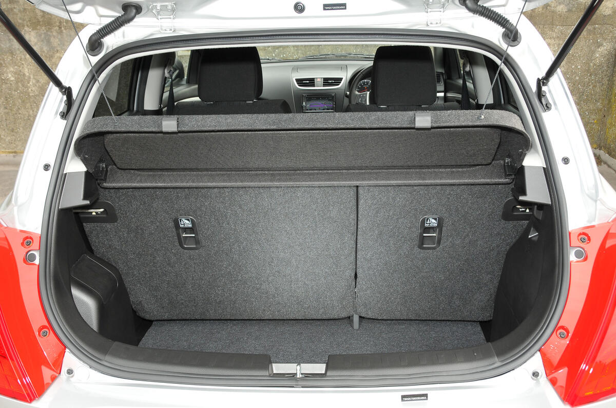 Suzuki Swift boot space