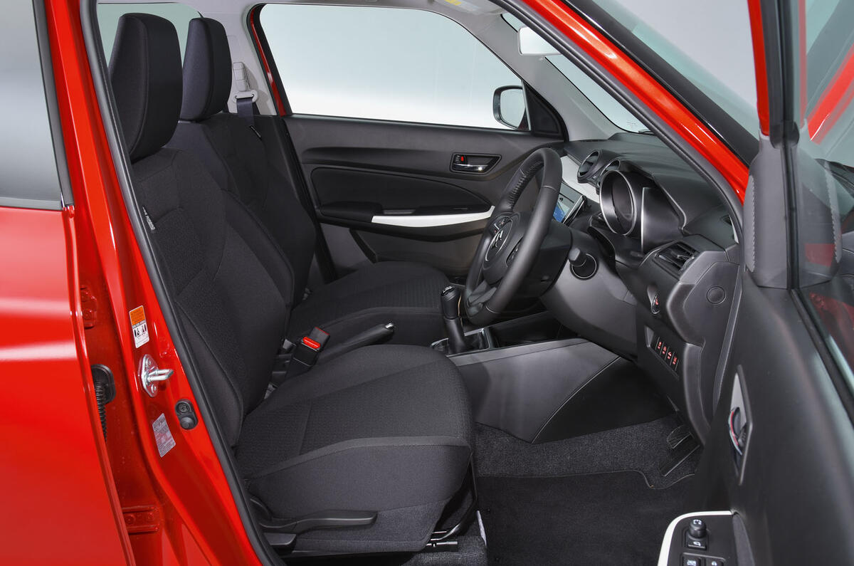 Suzuki Swift interior