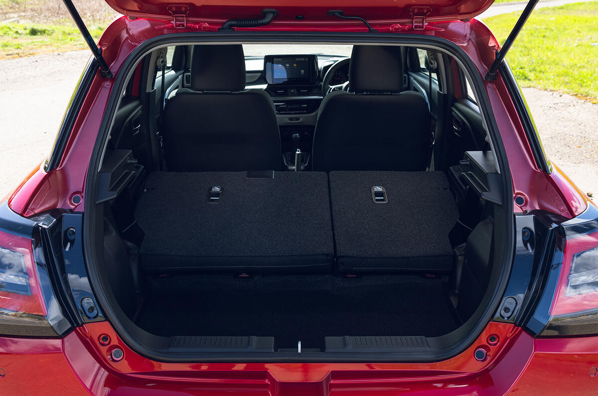 Suzuki Swift boot Suzuki Swift boot