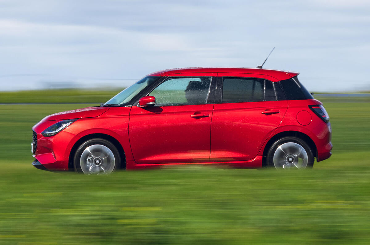Suzuki Swift side Suzuki Swift side