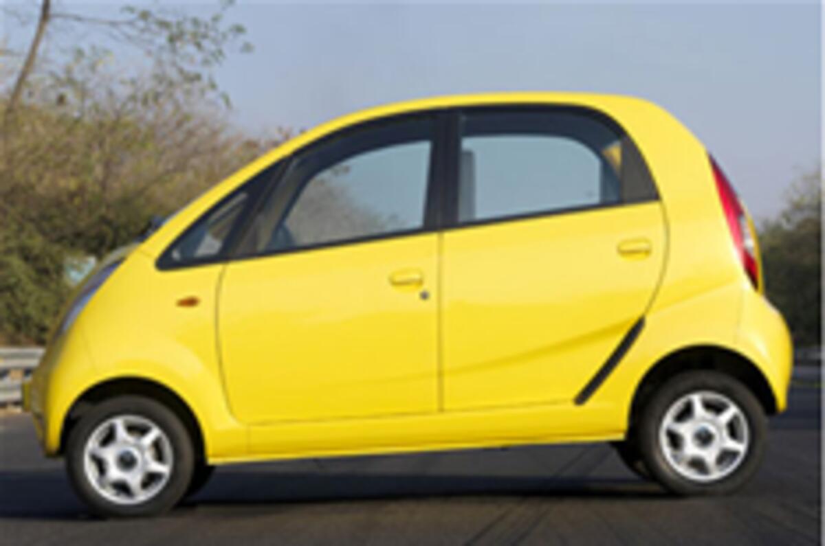 Nanomania overwhelms Indian car market