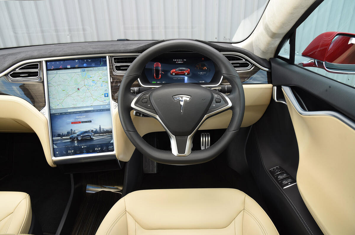 Tesla Model S P90D dashboard