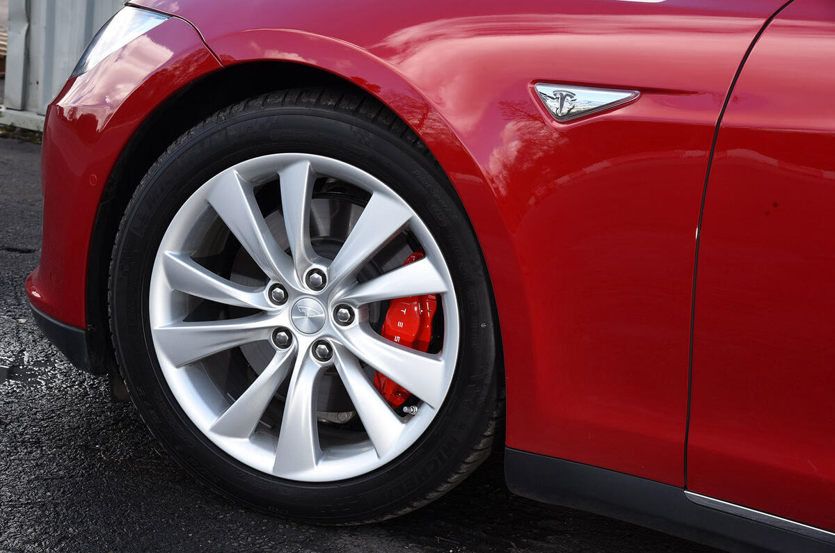19in Tesla Model S P90D alloys