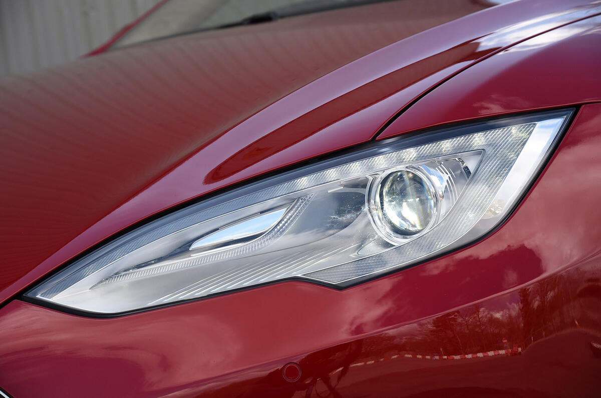 Tesla Model S P90D headlight