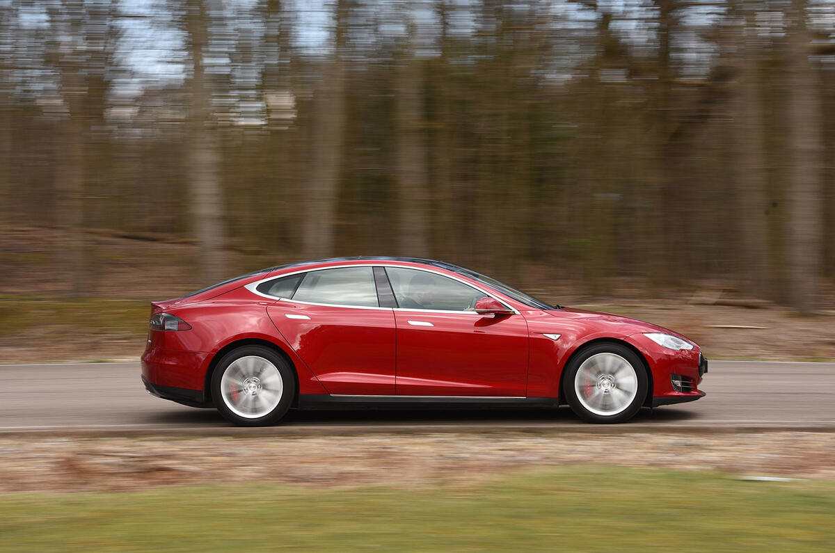 Tesla Model S P90D side profile