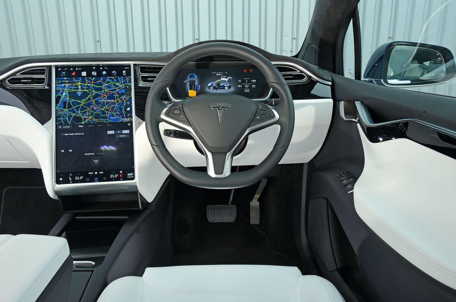 Картинки по запросу Tesla Model X
