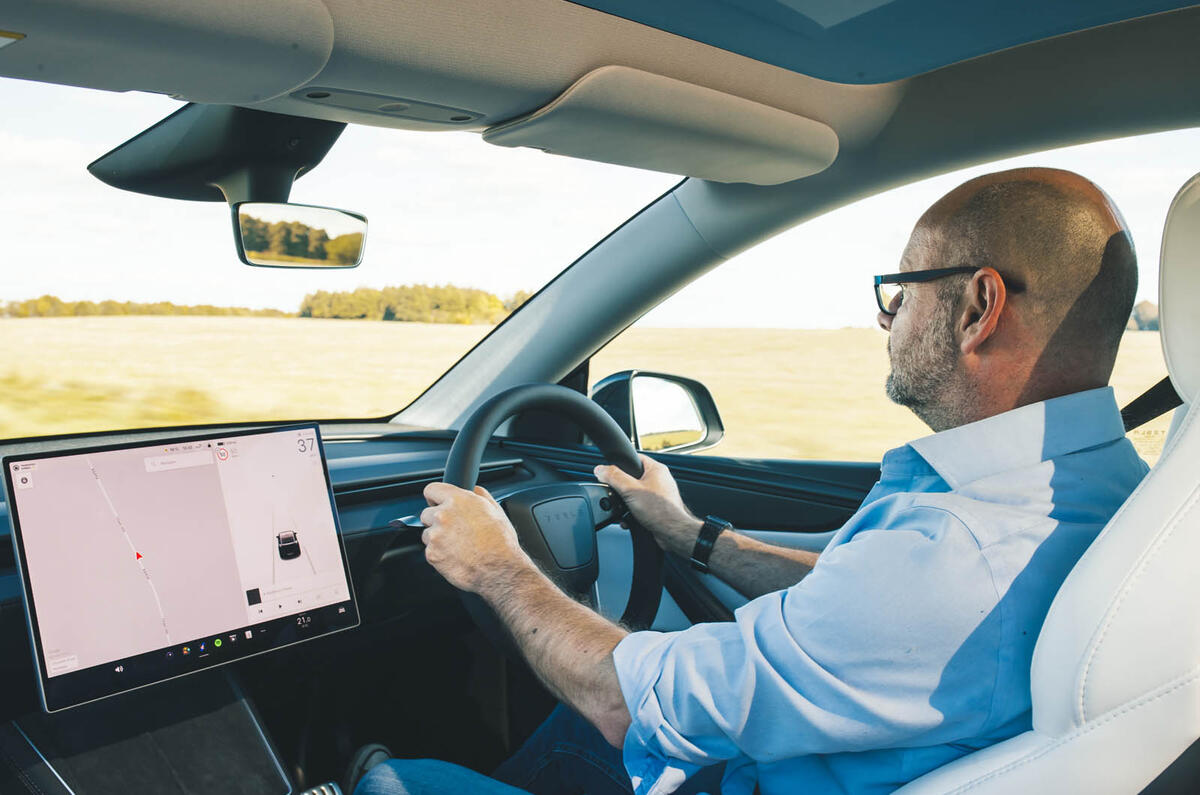 Tesla Model Y Performance  review 012