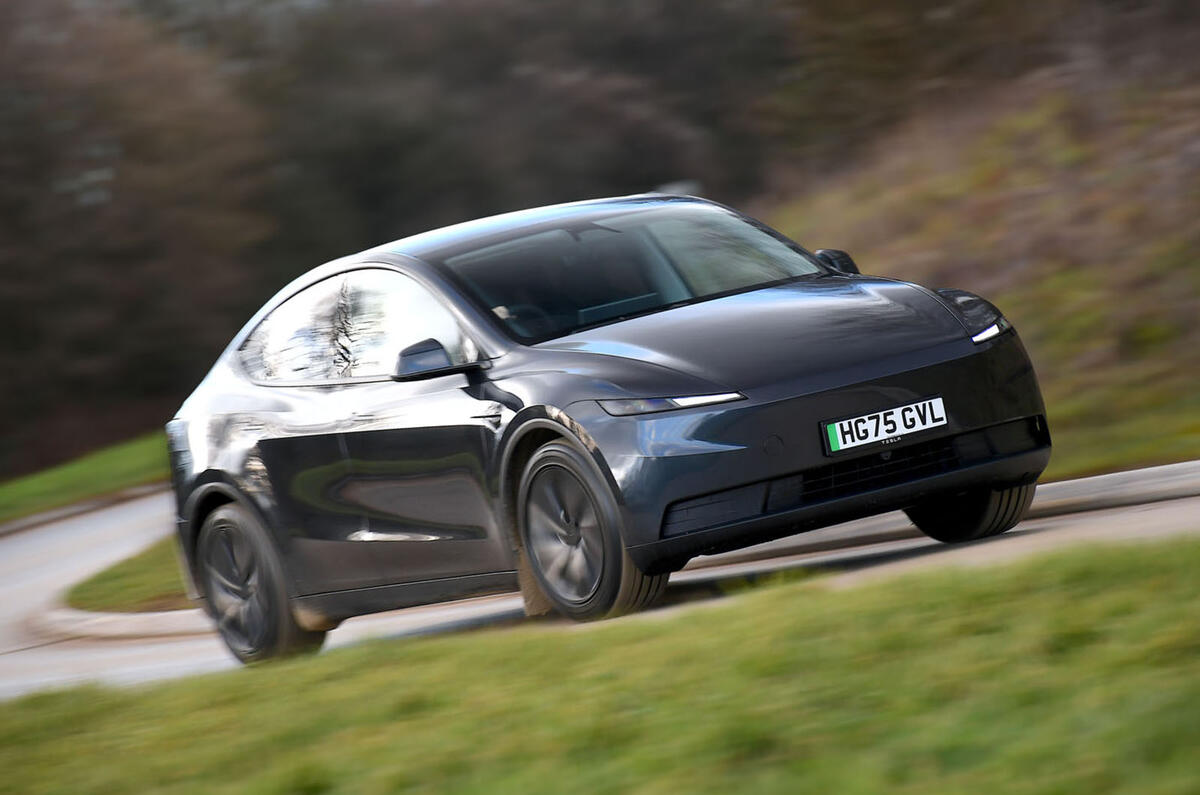 Tesla Moel Y Standard review 2026001