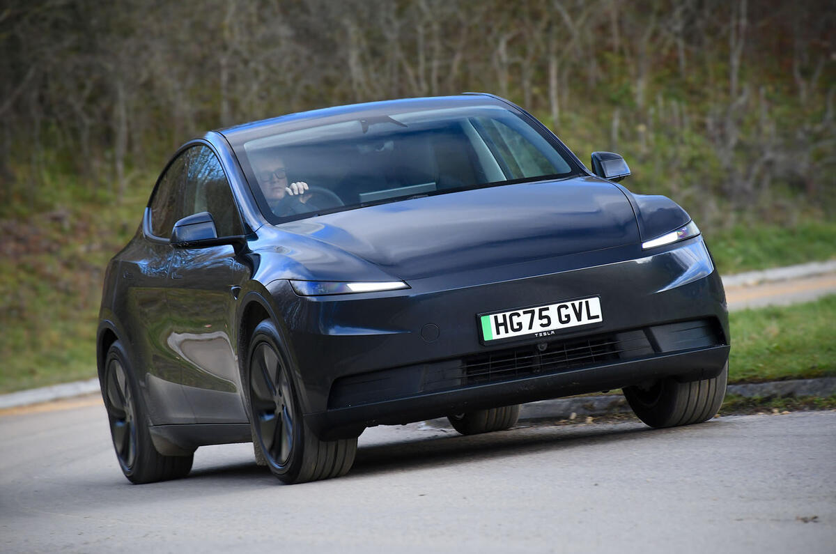 Tesla Moel Y Standard review 2026019