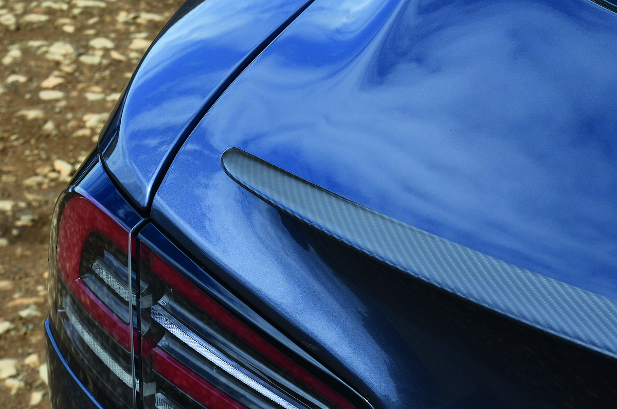 Tesla Model S Plaid rear light