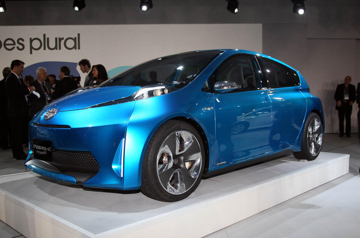 Detroit motor show: new Toyota Priuses