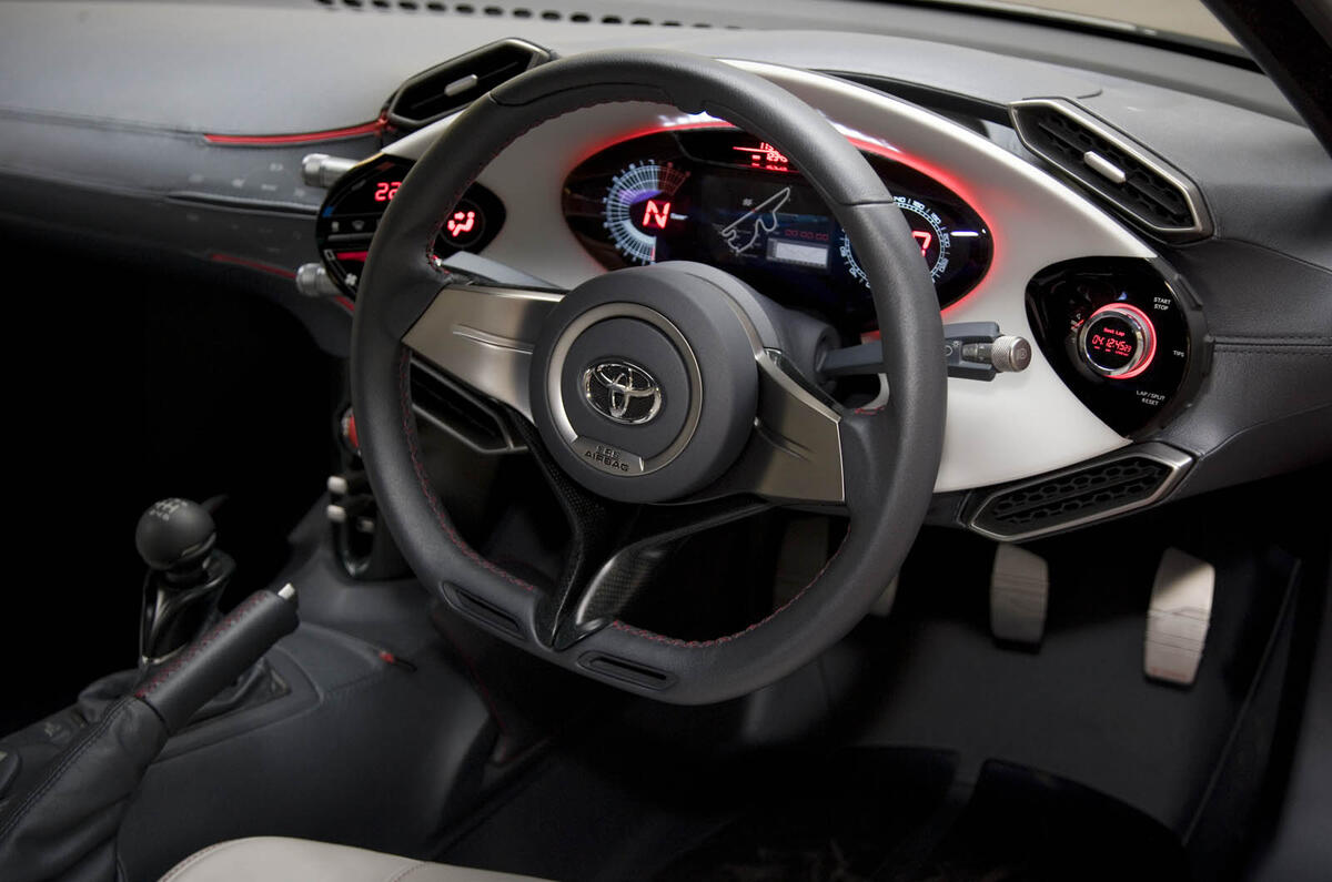no title Toyota FT-86 on video