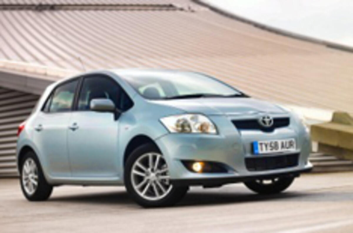 Toyota updates Auris range
