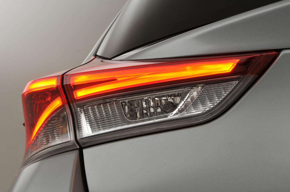 Toyota Auris rear lights