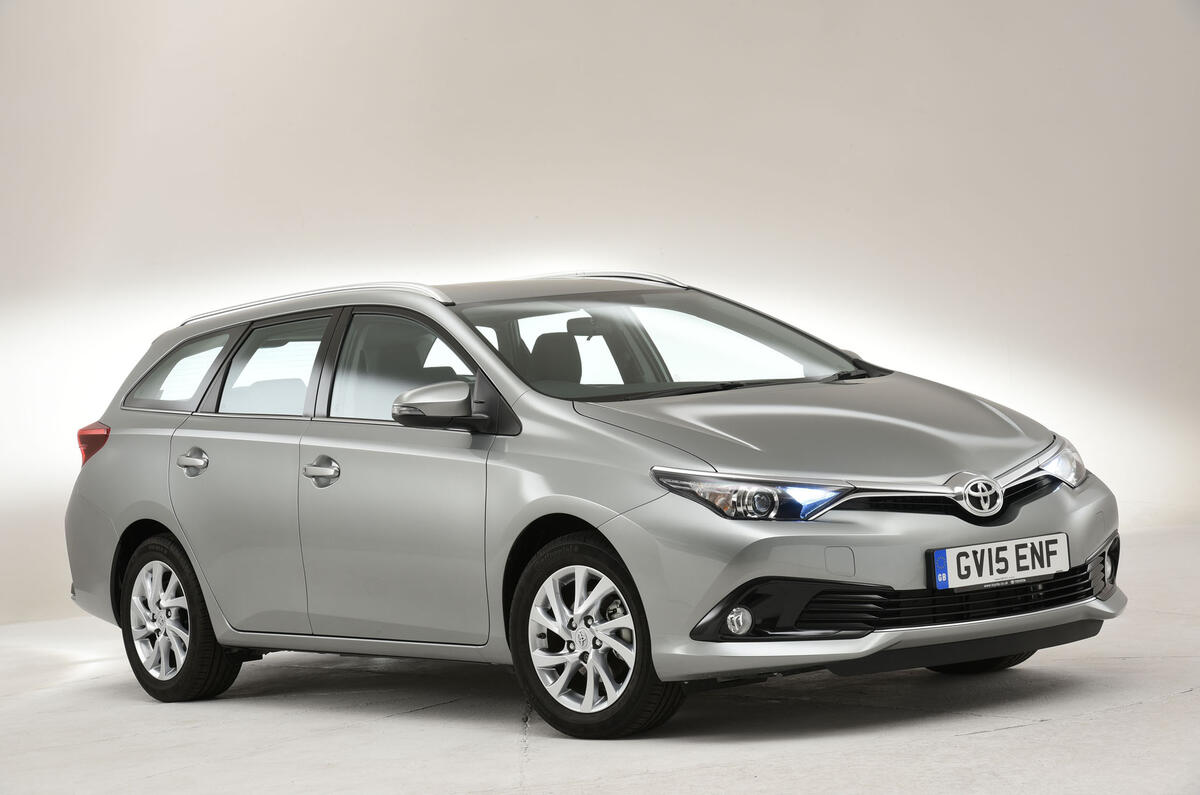 3.5 star Toyota Auris Touring Sports