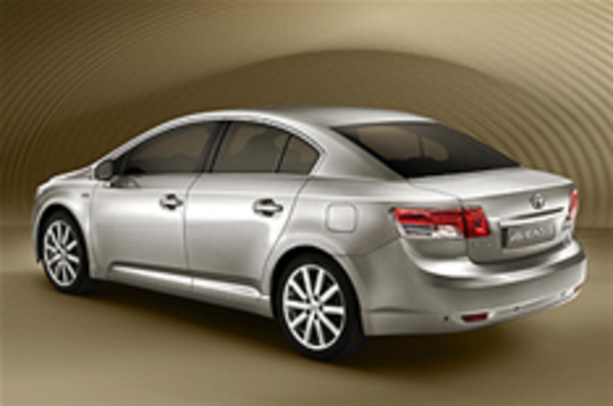 Revealed: Toyota Avensis
