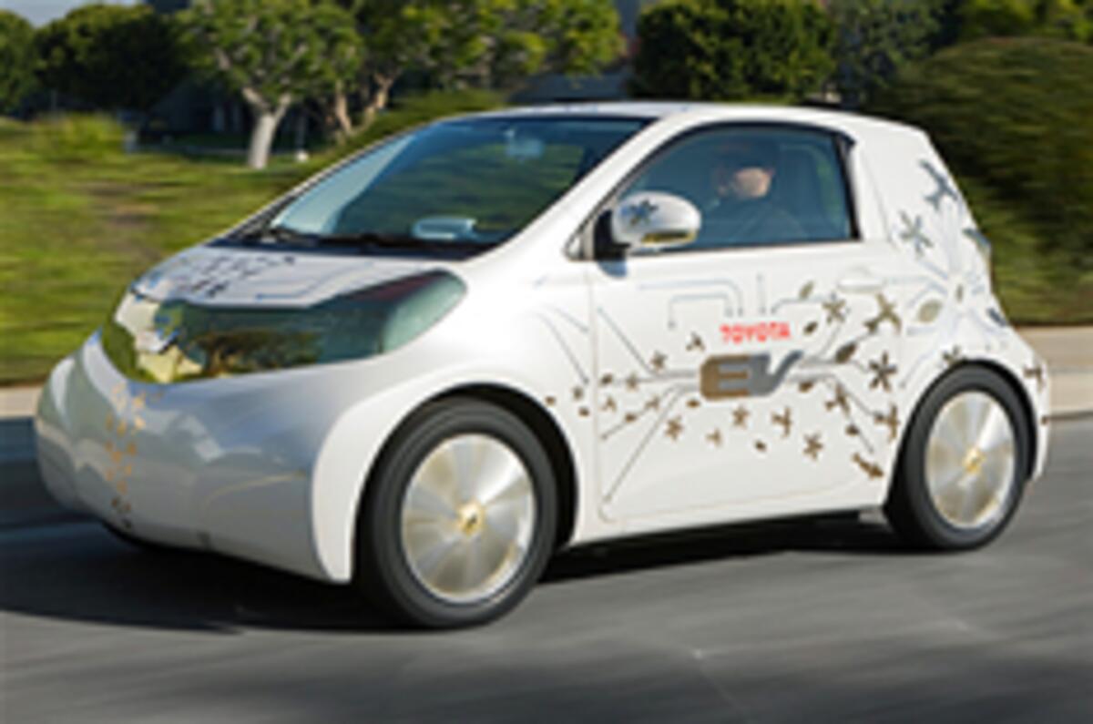 Toyota plans all-electric iQ