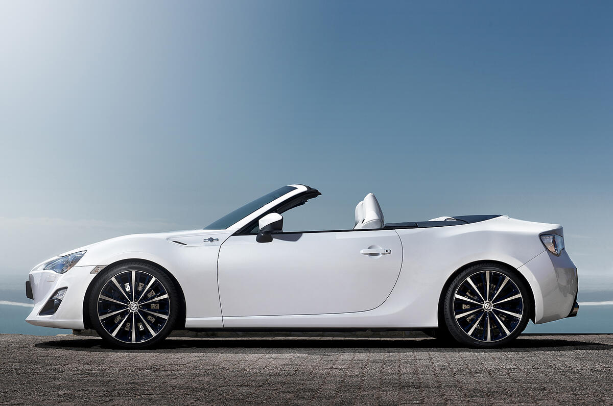 no title Toyota FT-86 Open concepts roof shown