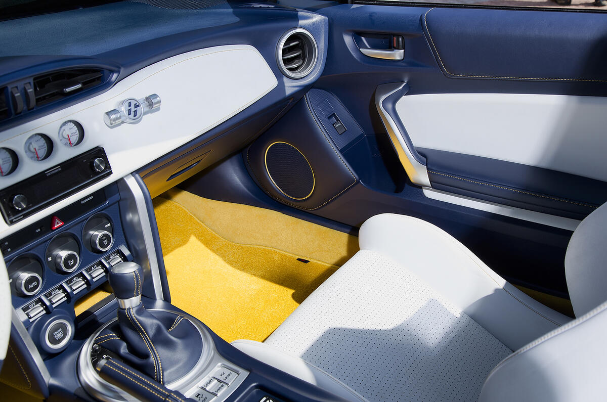 no title Toyota FT-86 Open concepts roof shown