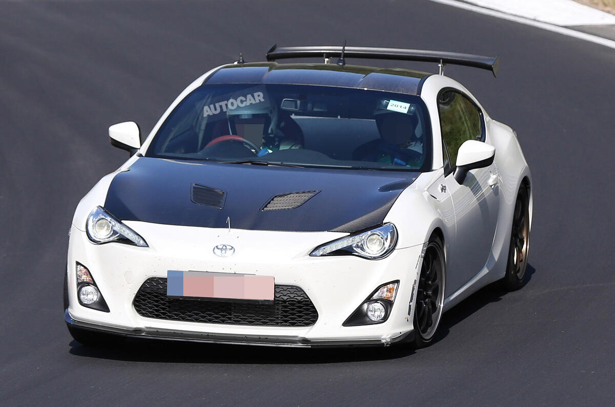 Toyota plans new lightweight, track-centered GT86 