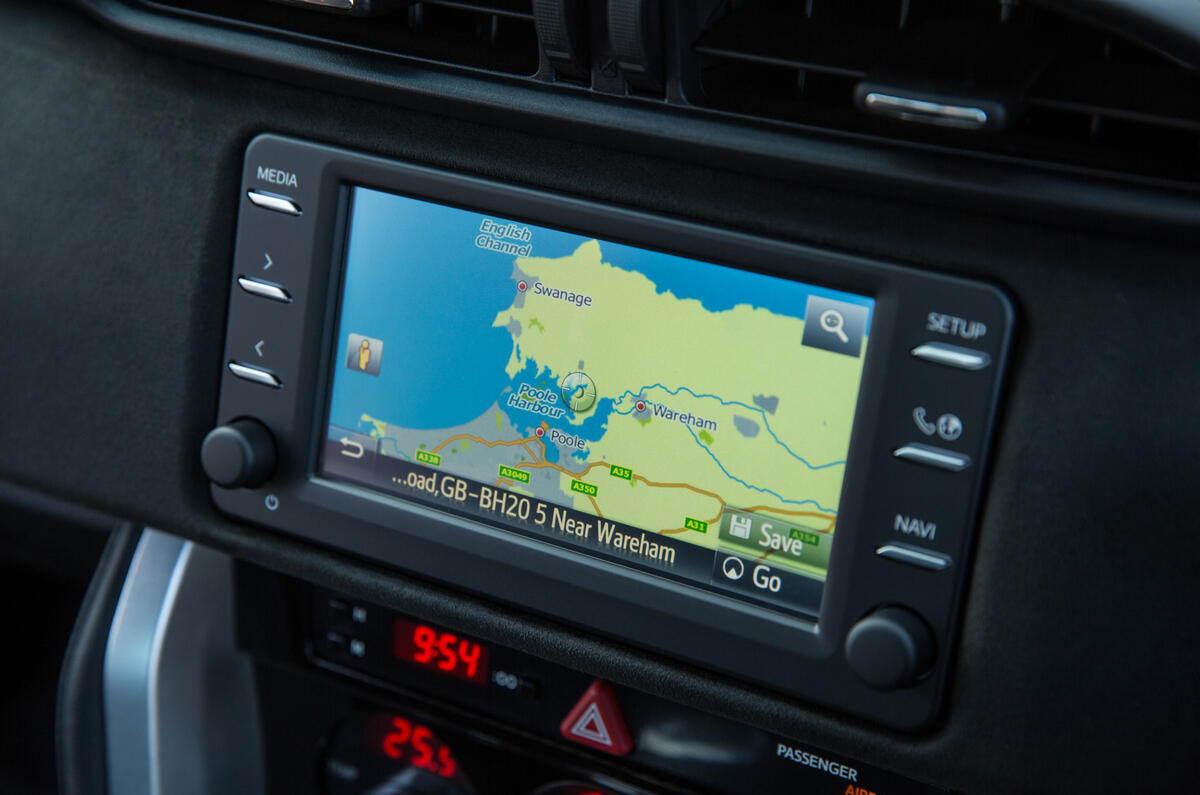 Toyota GT86 infotainment system