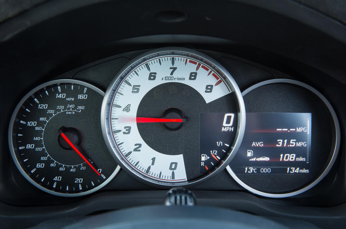 Toyota GT86 instrument cluster