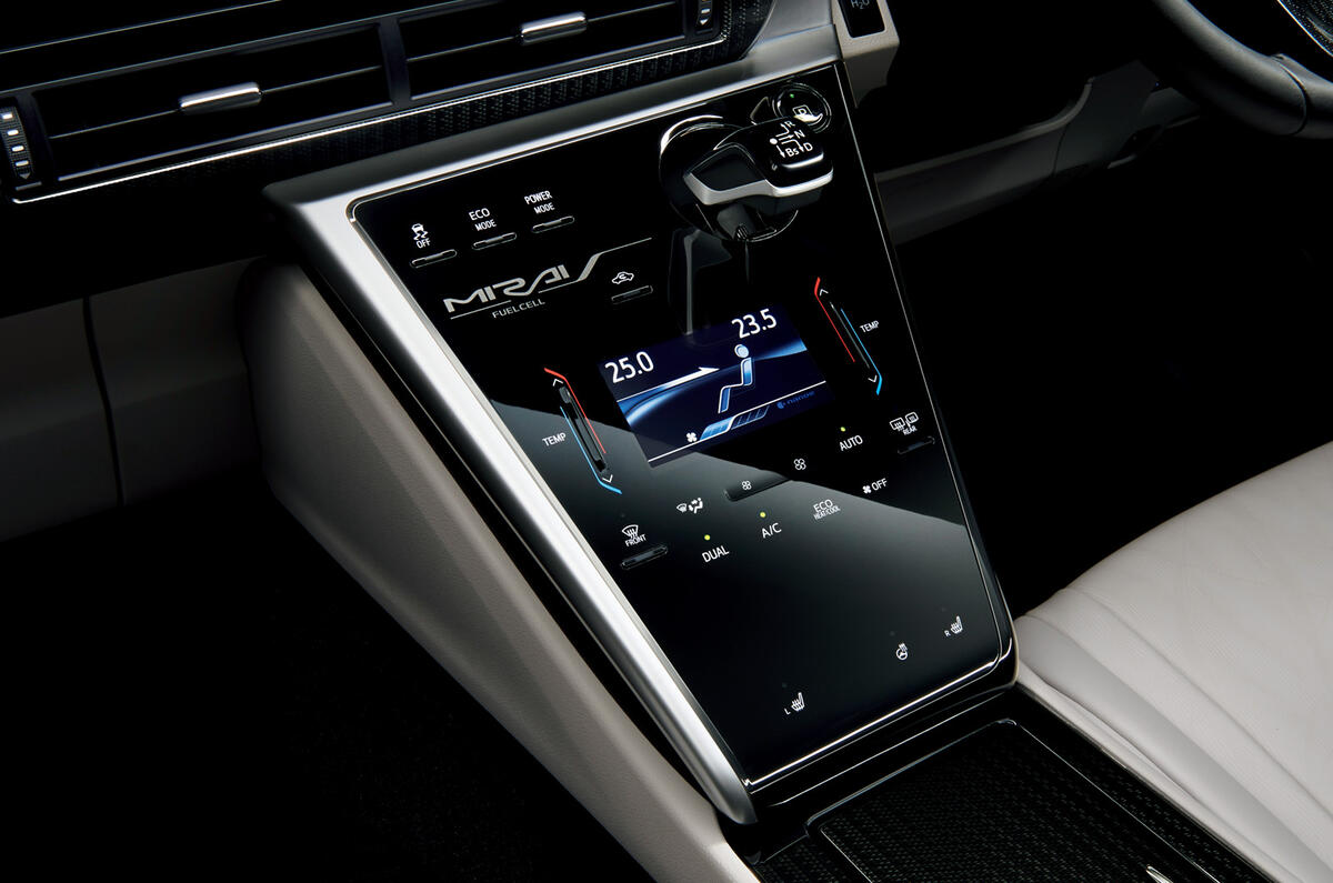 Hydrogen-powered Toyota FCV to be called Mirai for 2015 launch