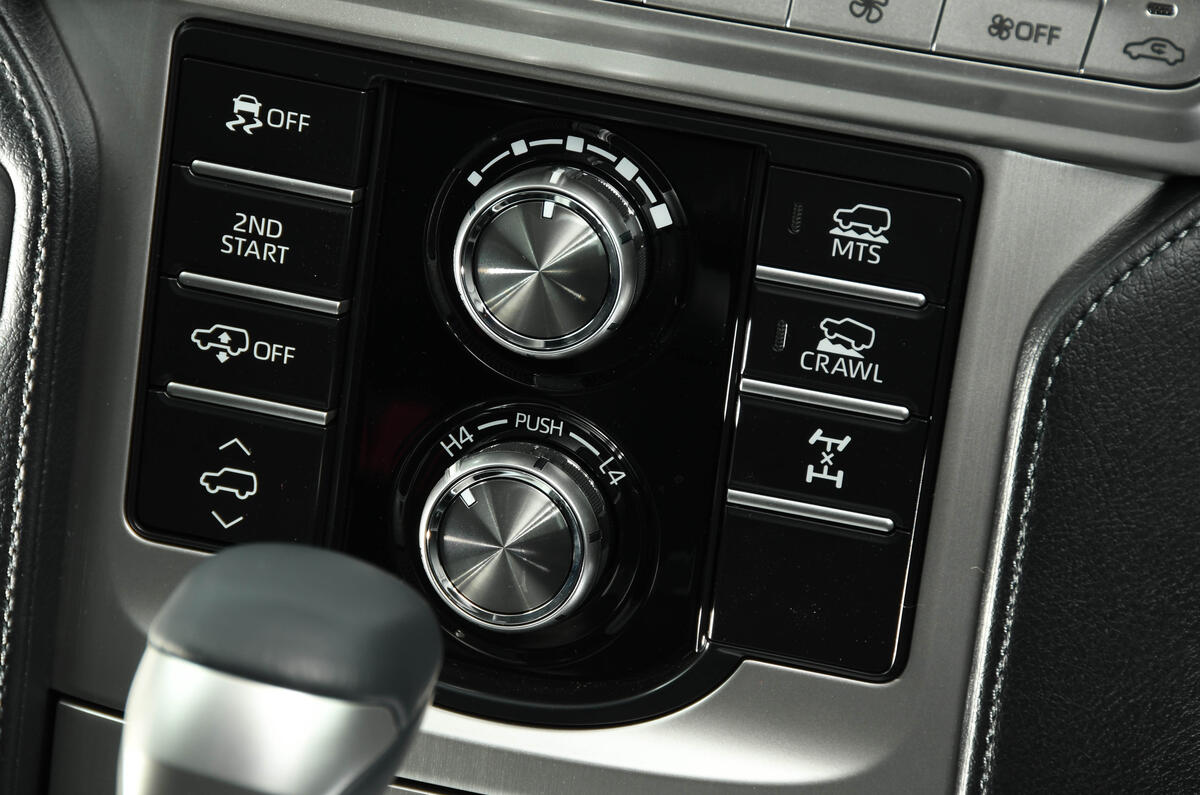 Toyota Land Cruiser 2018 review drive modes