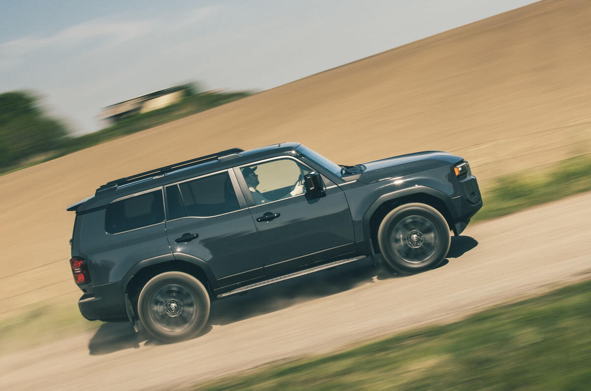 Toyota Land Cruiser 2025 Review off road pan 41