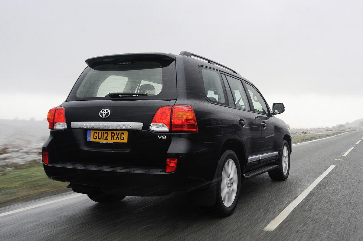 Toyota Land Cruiser V8 rear quarter