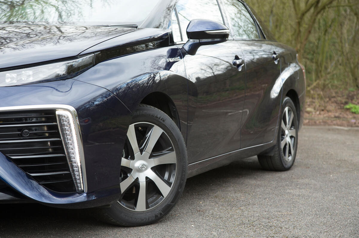 Toyota Mirai side profile