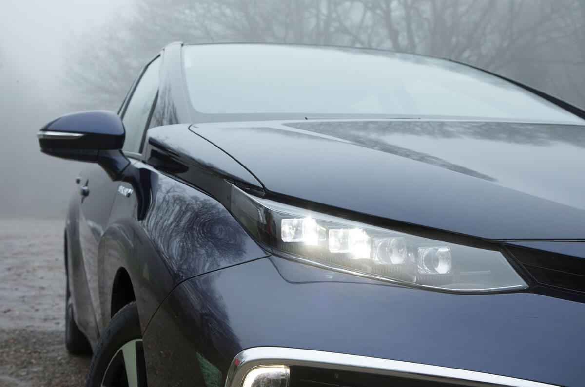 Toyota Mirai LED headlights