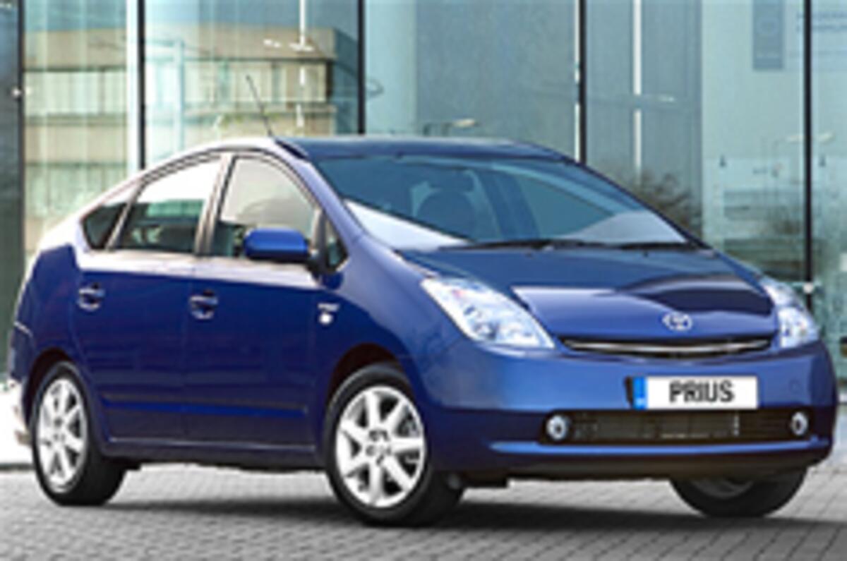 Toyota Prius sells one million