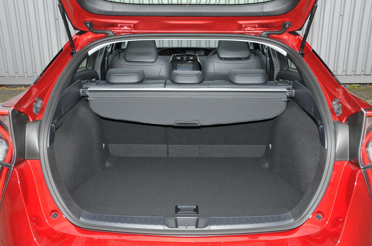 Toyota Prius flexible seating