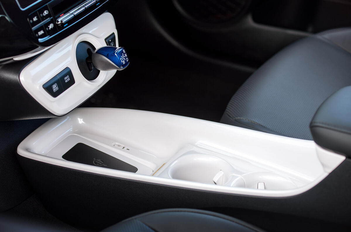 Toyota Prius centre console