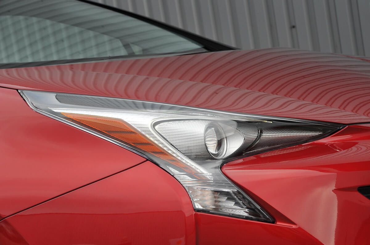 Toyota Prius front lights