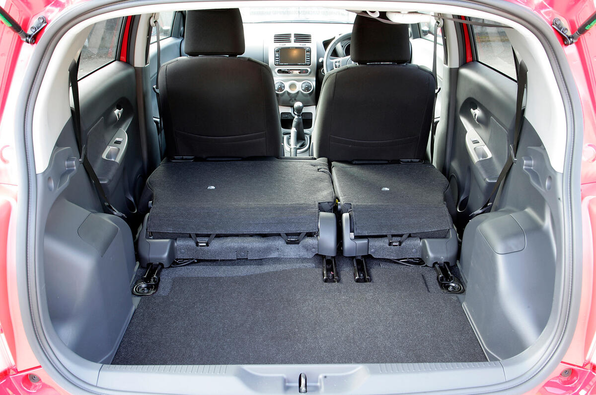 Toyota Urban Cruiser seat flexibility
