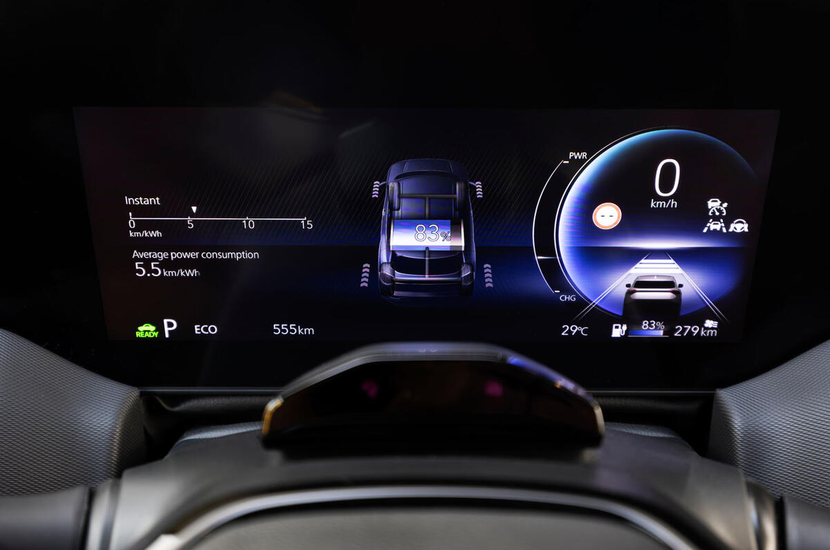 Toyota Urban Cruiser review 2025 13 binnacle Toyota Urban Cruiser review 2025 13 binnacle