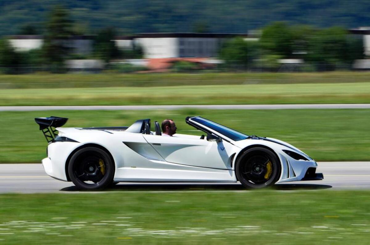 Tushek Renovatio T500 side profile