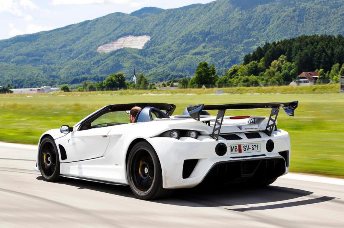 Tushek Renovatio T500 rear