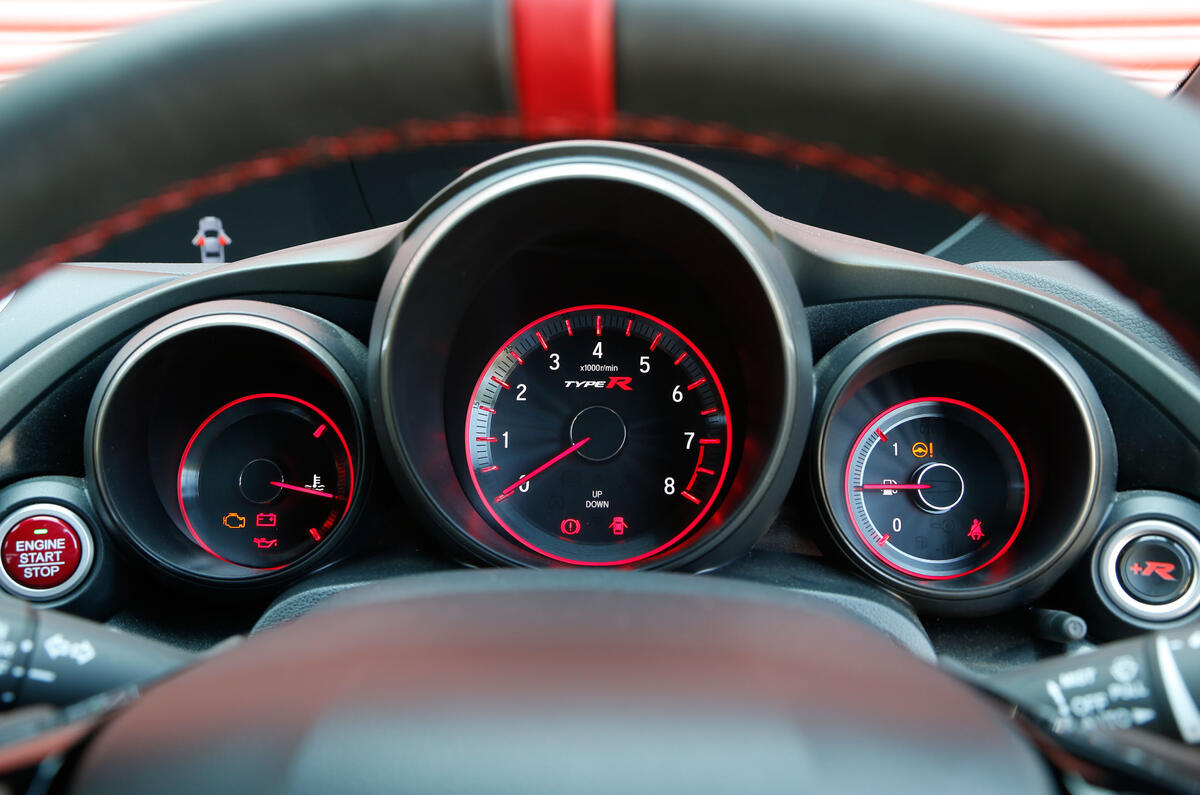 Honda Civic Type-R instrument cluster