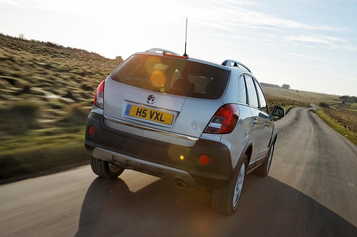 Vauxhall Antara rear quarter