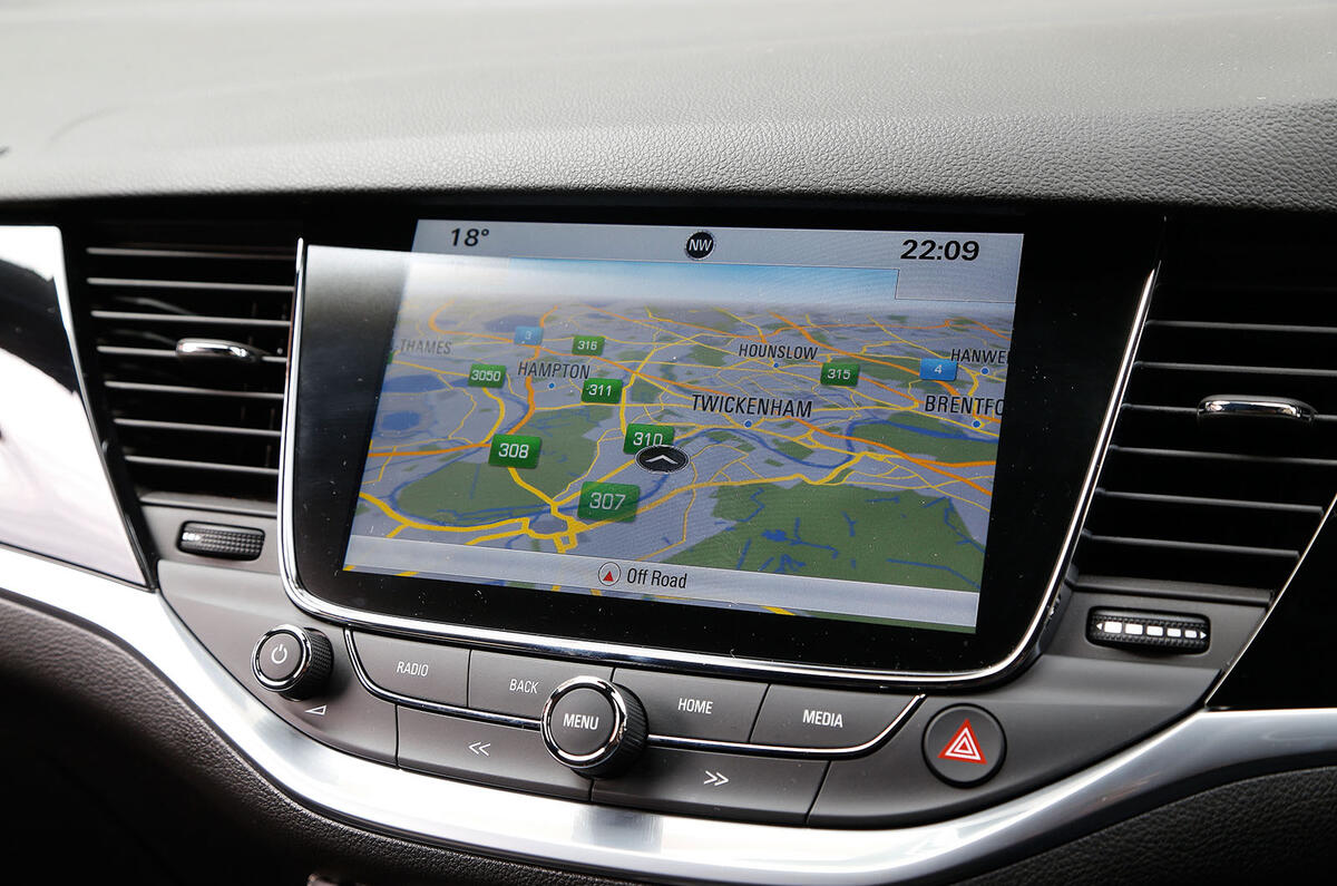 Vauxhall Astra infotainment system