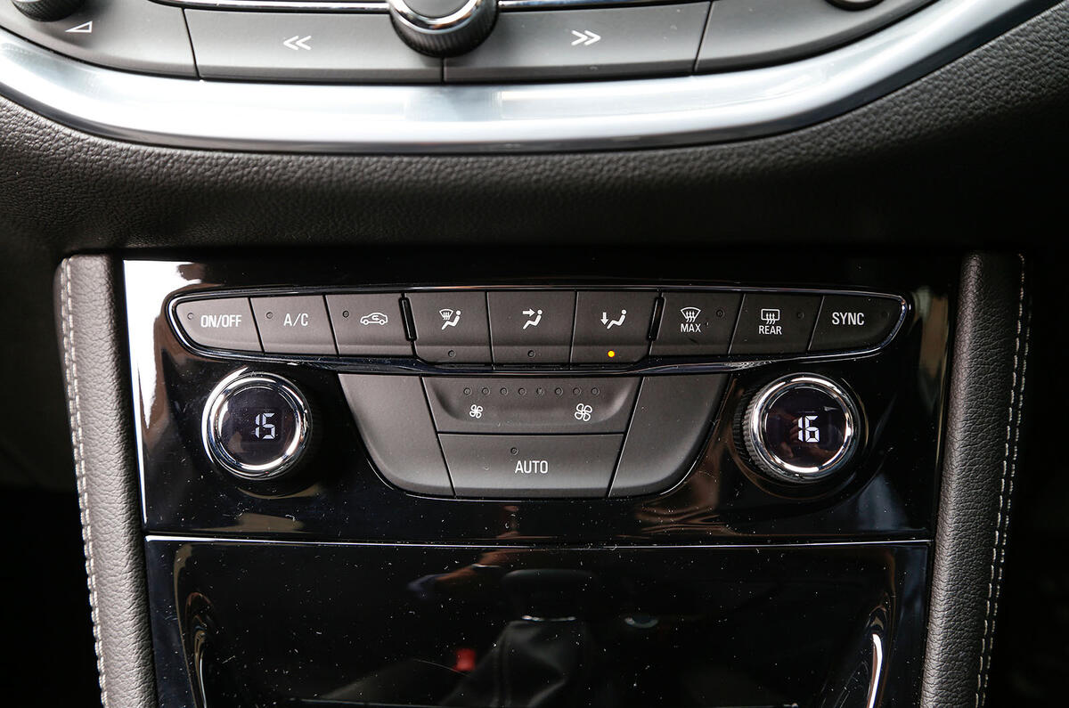 Vauxhall Astra climate control switchgear
