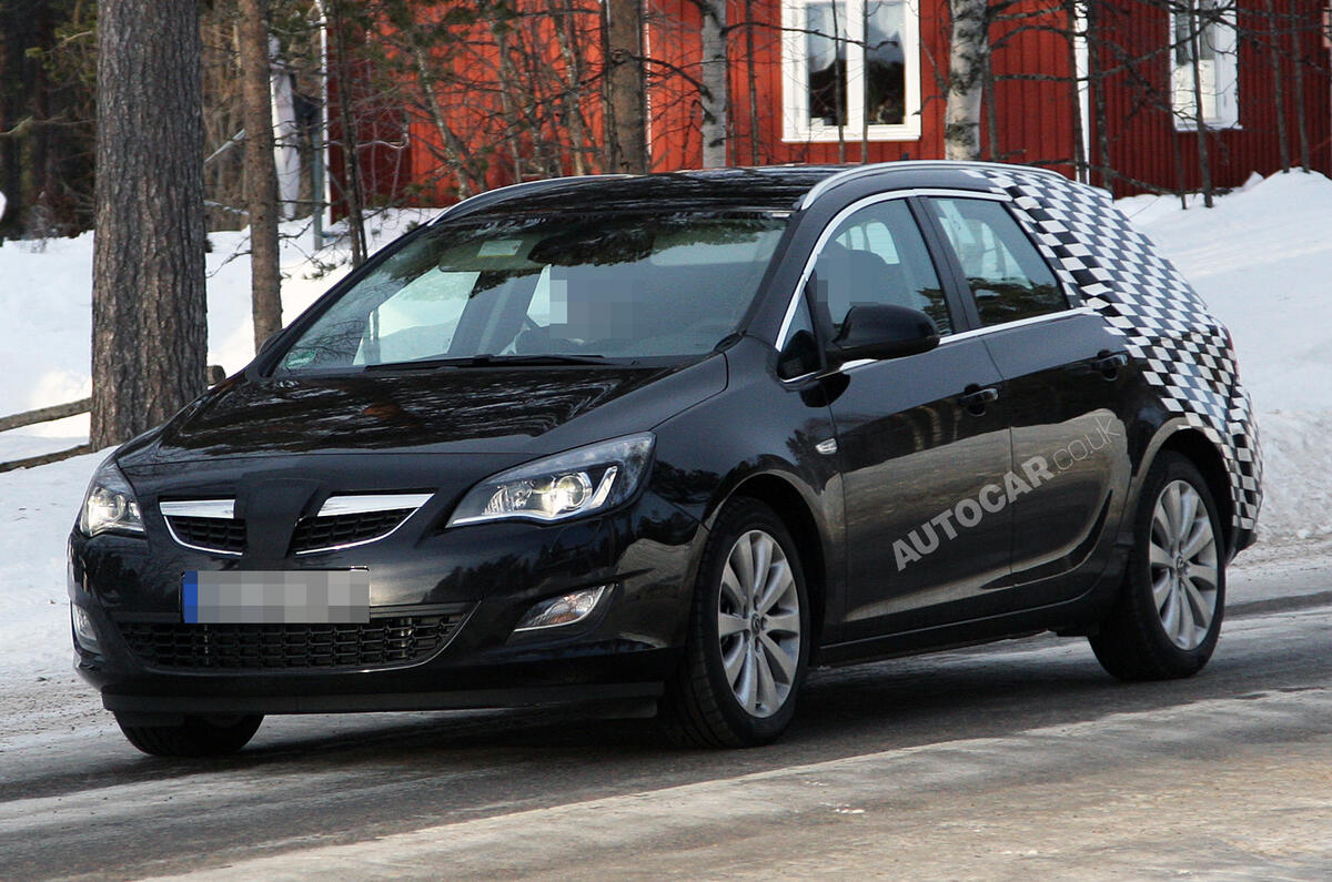 New Vauxhall Astra ST spied