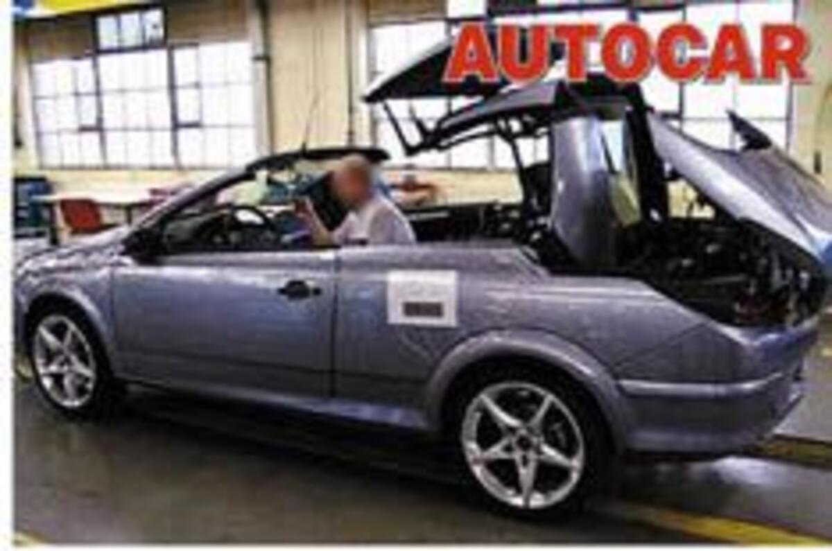 Vauxhall gets roofless