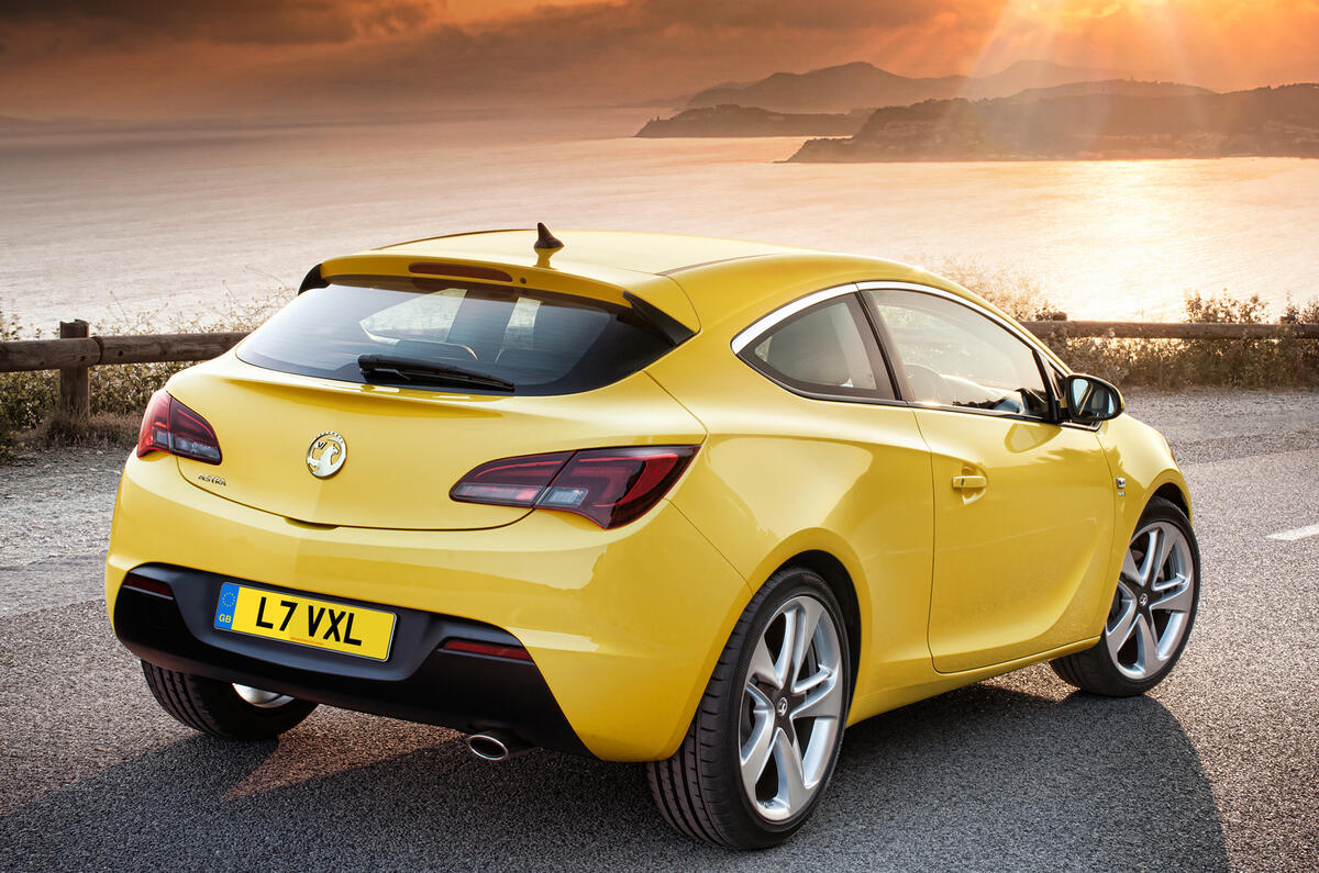 Vauxhall Astra GTC revealed