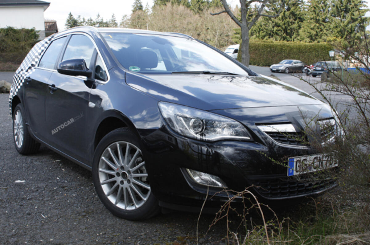 Vauxhall Astra estate spied